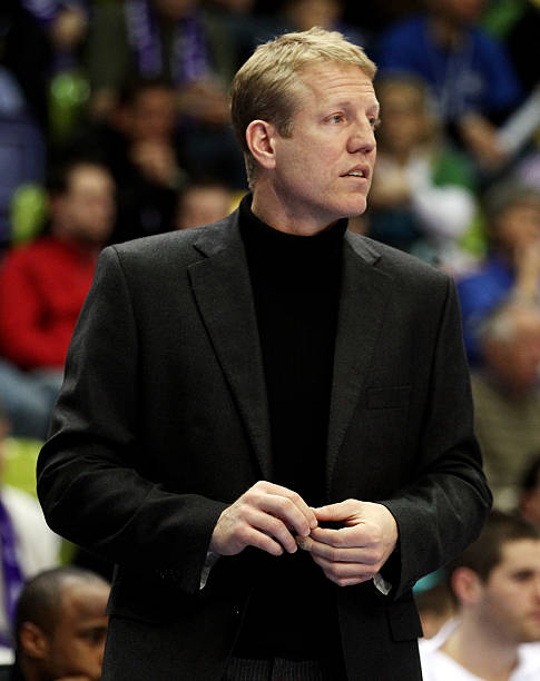 中国女开启“米三期”集训 赴欧练兵面临挑战.